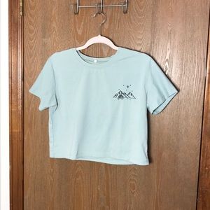 Crop tee with embroidery